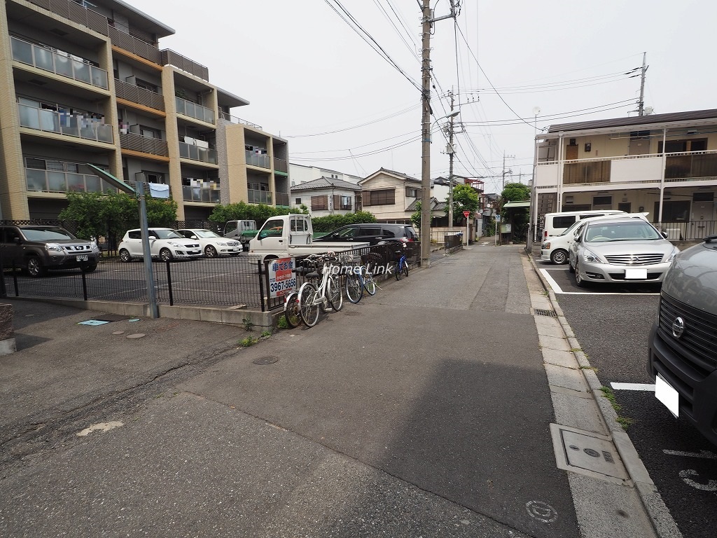 ライオンズマンション蓮沼　前面道路